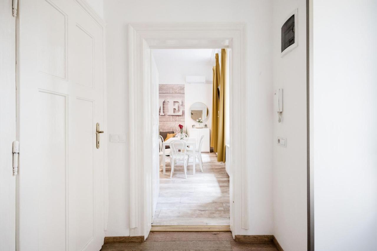 Lavender Apartment Budapest Eksteriør billede