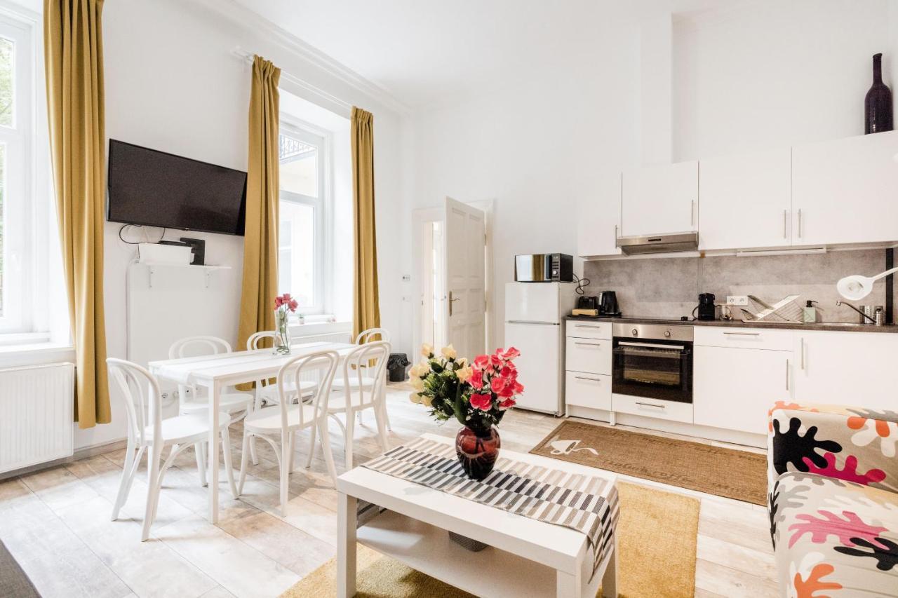 Lavender Apartment Budapest Eksteriør billede